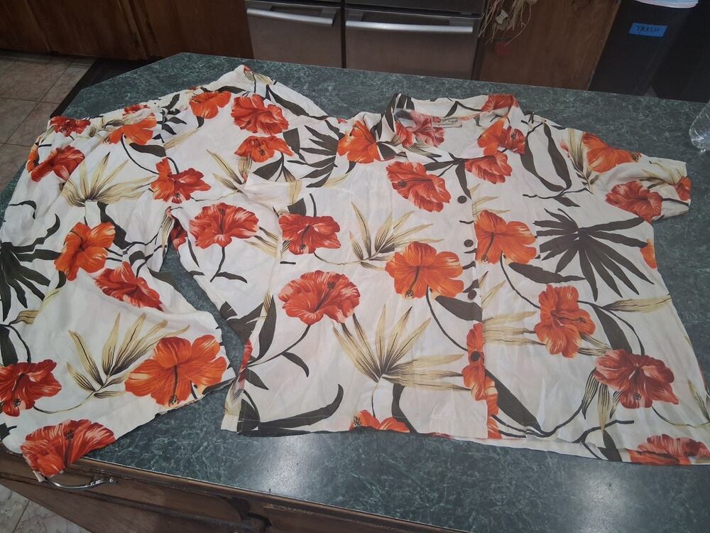 Vtg Hilo Hattie Womens 3x Hawaiian 2 Pc Set Shirt Top Crop Bottoms Capri Floral